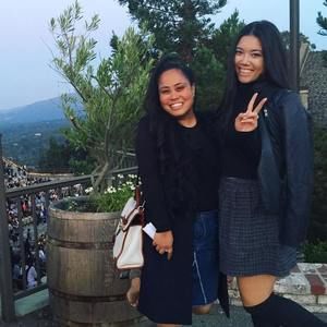 Meet your Posher, Mia